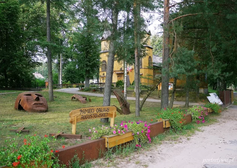 Mikaszówka – wieś na szlaku Kanału Augustowskiego.