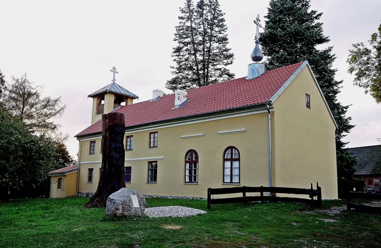 Wojnowo – wieś założona przez staroobrzędowców.