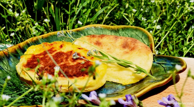 Bulbisznije pirogi i sołoducha – czyli na obiedzie u staroobrzędowców.