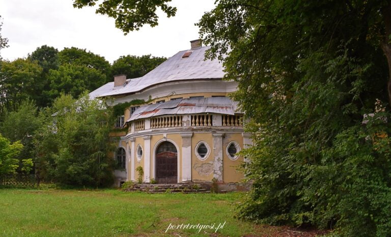 Zagrzewo – wieś z pałacem rodziny Franckensteina
